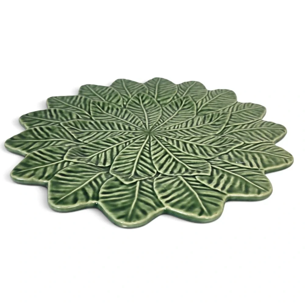 Bordallo Pinheiro Lemon Leaf 13